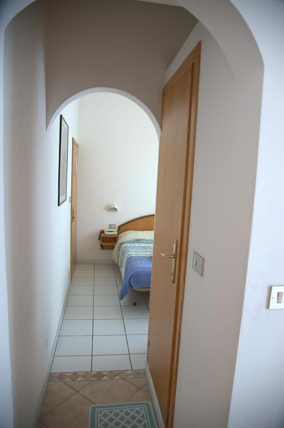 Hotel Annarita Римини Экстерьер фото